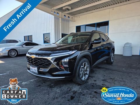 1 image of 2025 Chevrolet Trax LT