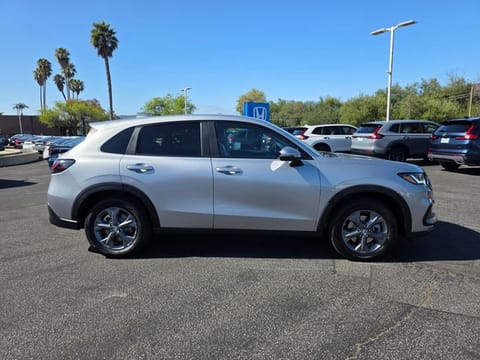 2027 Honda HR-V LX