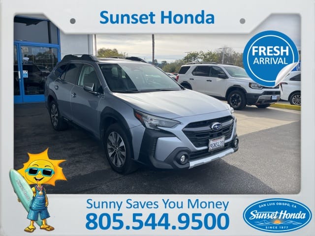 2023 Subaru Outback Touring's photo