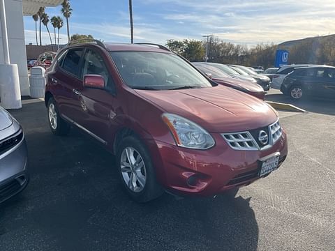 1 image of 2012 Nissan Rogue SV