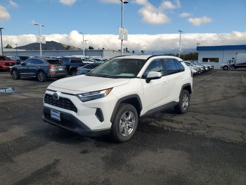 2024 Toyota RAV4 Hybrid XLE
