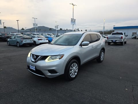 2015 Nissan Rogue S