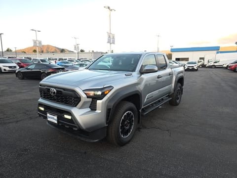 2025 Toyota Tacoma Hybrid TRD Off Road
