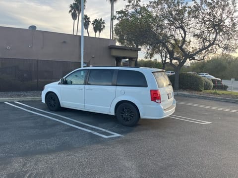 1 image of 2019 Dodge Grand Caravan GT