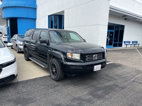 1 image of 2006 Honda Ridgeline RTL