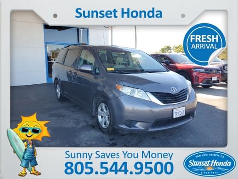 1 image of 2014 Toyota Sienna LE Mobility Auto Access