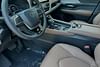 17 thumbnail image of  2024 Toyota Grand Highlander Platinum