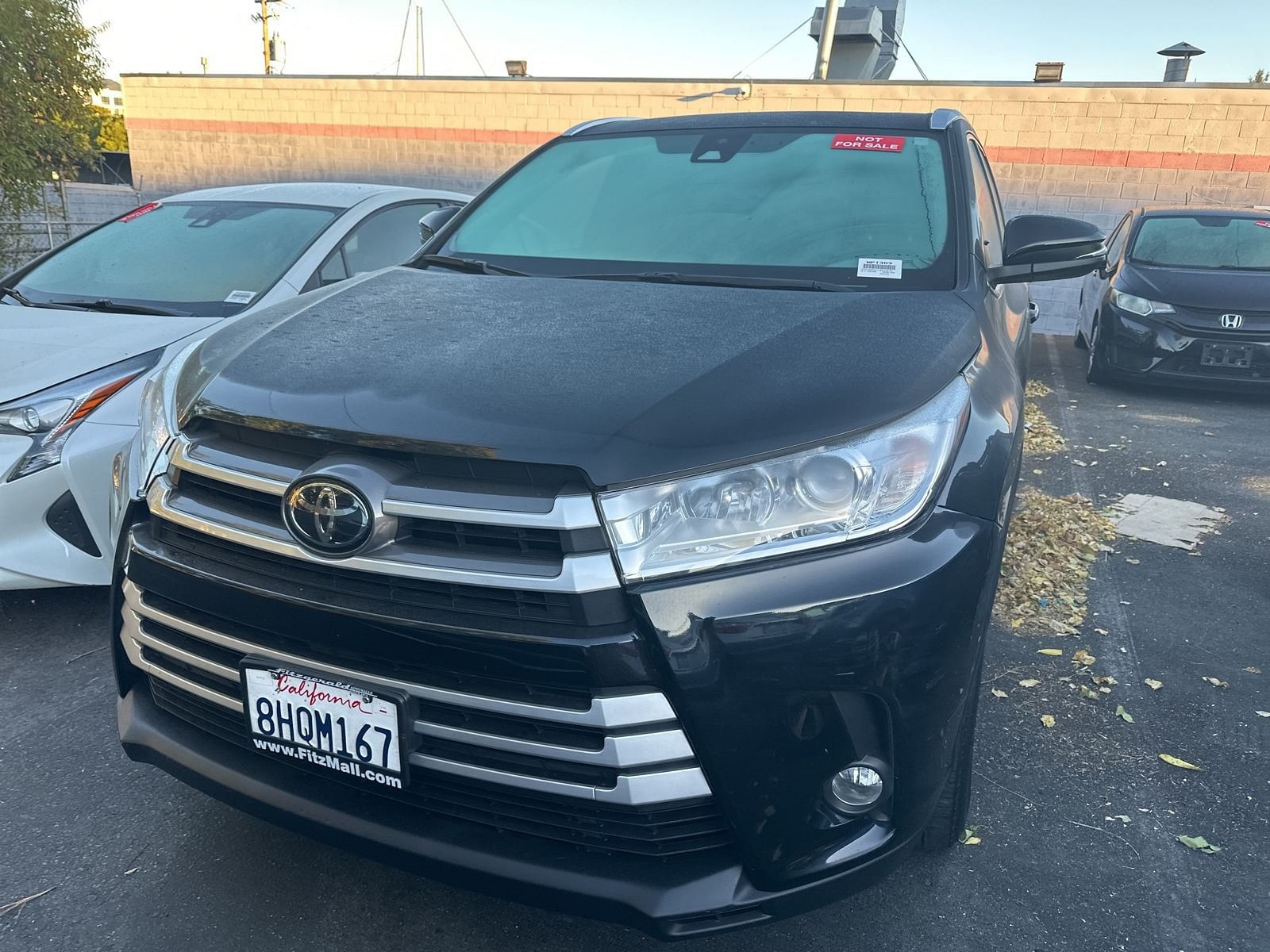 Used 2018 Toyota Highlander XLE with VIN 5TDJZRFH3JS524639 for sale in Walnut Creek, CA