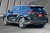 10 thumbnail image of  2022 Toyota Highlander XLE