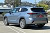 7 thumbnail image of  2023 Toyota Highlander Platinum