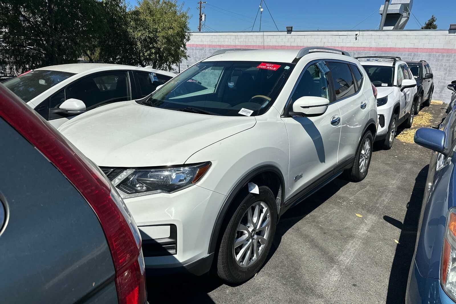 Used 2017 Nissan Rogue SV with VIN 5N1ET2MV2HC788042 for sale in Walnut Creek, CA