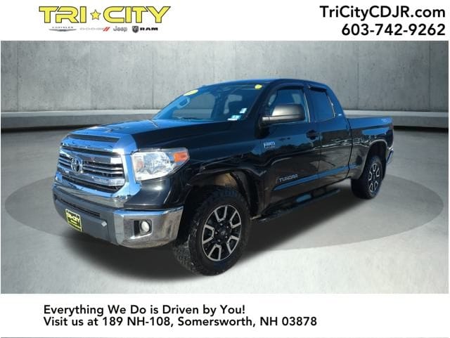 2017 Toyota Tundra SR5's photo