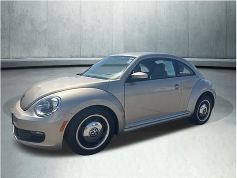 1 image of 2013 Volkswagen Beetle 2.5L