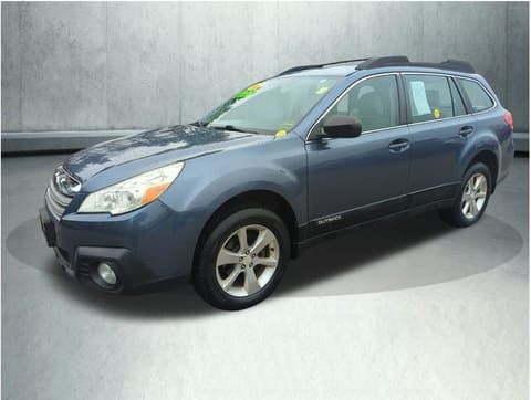 1 image of 2014 Subaru Outback 2.5i