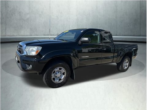 1 image of 2015 Toyota Tacoma Base