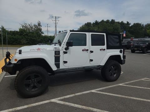 1 image of 2016 Jeep Wrangler Unlimited Sport