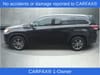 2 thumbnail image of  2018 Toyota Highlander XLE