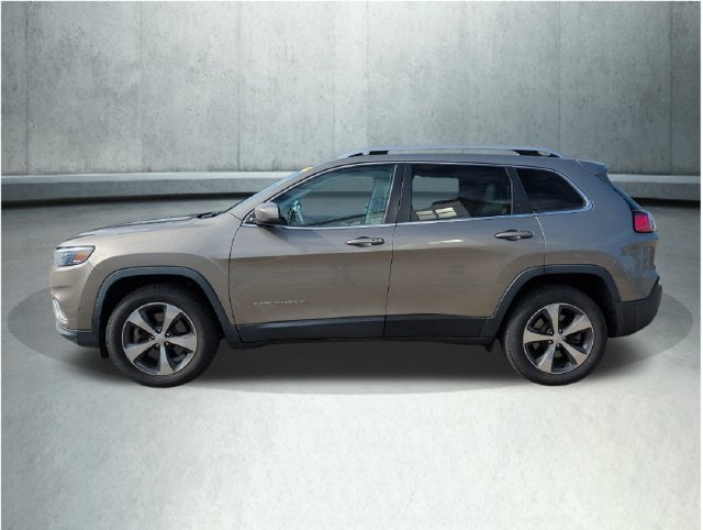 Used 2019 Jeep Cherokee Limited with VIN 1C4PJMDX9KD252724 for sale in Somersworth, NH