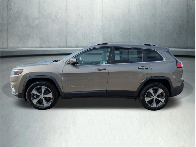 Used 2019 Jeep Cherokee Limited with VIN 1C4PJMDX9KD252724 for sale in Somersworth, NH