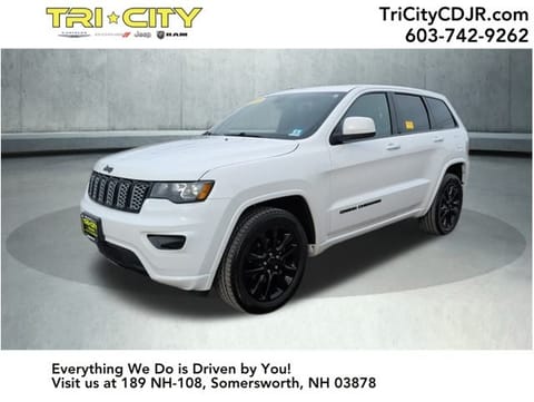 1 image of 2019 Jeep Grand Cherokee Altitude