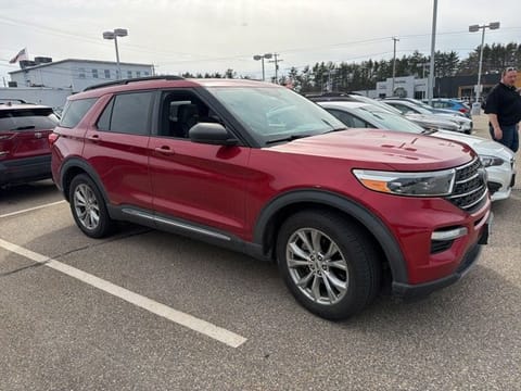 1 image of 2020 Ford Explorer XLT