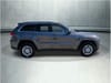 7 thumbnail image of  2020 Jeep Grand Cherokee Laredo E
