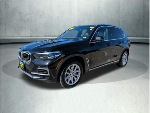 1 image of 2022 BMW X5 xDrive40i