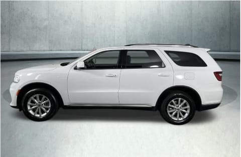 1 image of 2022 Dodge Durango SXT