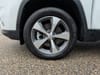 32 thumbnail image of  2022 Jeep Cherokee Limited