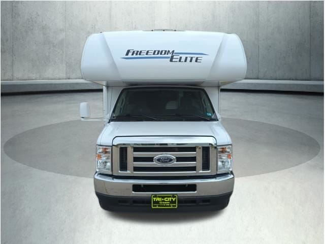 2023 Ford E-Series Cutaway Base - Photo 11