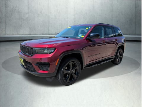 1 image of 2023 Jeep Grand Cherokee Altitude X