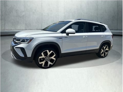 1 image of 2023 Volkswagen Taos 1.5T SEL