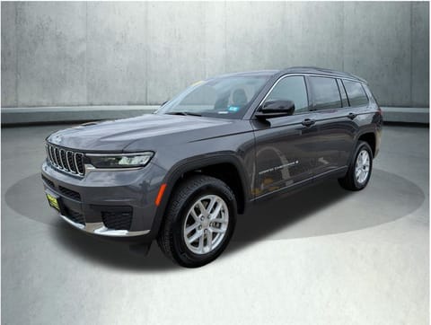 1 image of 2024 Jeep Grand Cherokee L Laredo