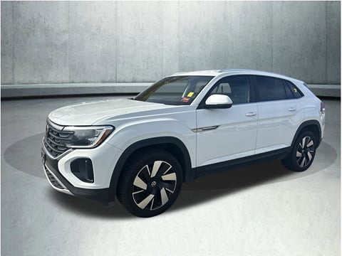 1 image of 2024 Volkswagen Atlas Cross Sport 2.0T SE w/Technology