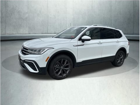 1 image of 2024 Volkswagen Tiguan 2.0T SE