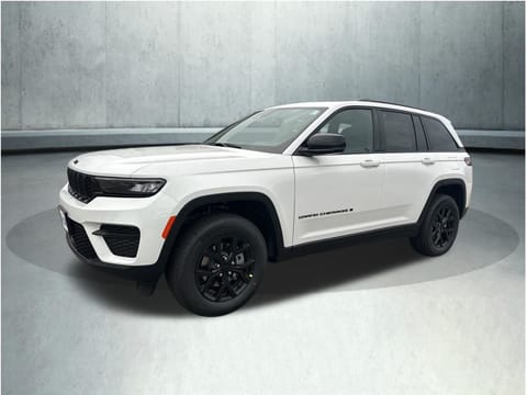 1 image of 2025 Jeep Grand Cherokee Laredo