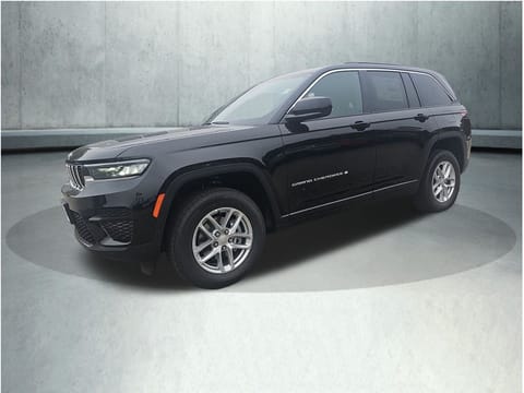 1 image of 2025 Jeep Grand Cherokee Laredo X