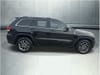7 thumbnail image of  2020 Jeep Grand Cherokee Laredo