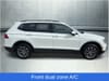 6 thumbnail image of  2020 Volkswagen Tiguan 2.0T SE