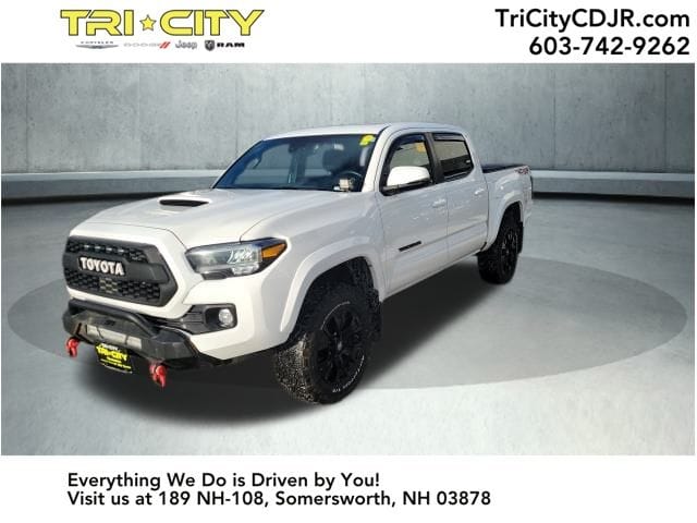 2021 Toyota Tacoma TRD Sport's photo