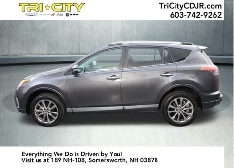 1 image of 2017 Toyota RAV4 LE