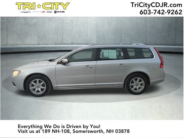Used 2010 Volvo V70 3.2 with VIN YV1960BWXA1163901 for sale in Somersworth, NH