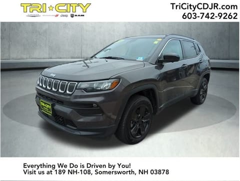 1 image of 2022 Jeep Compass Latitude