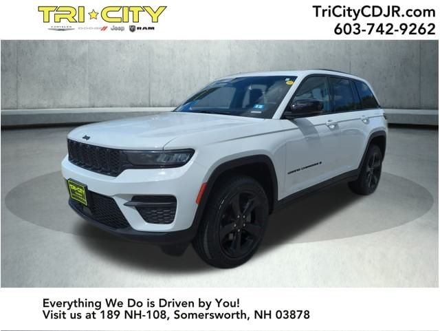 2023 Jeep Grand Cherokee Altitude's photo