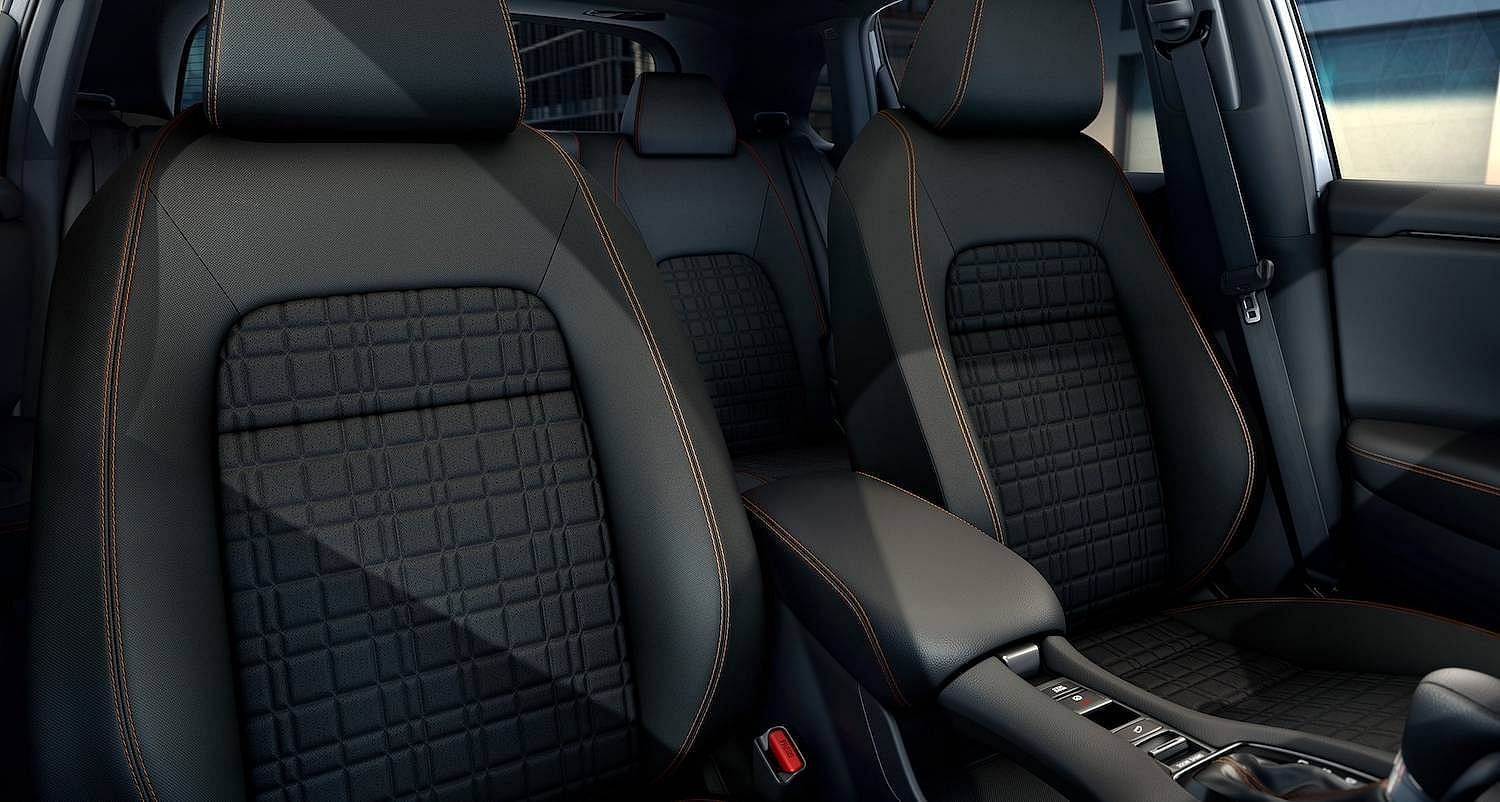 Interior view of the front seats in the 2026 Honda HR-V Sport with Black Cloth
