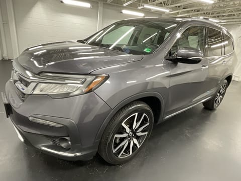 1 image of 2022 Honda Pilot Touring