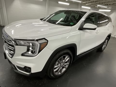 1 image of 2024 GMC Terrain SLT