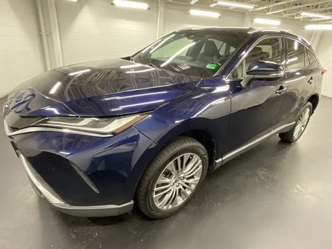 1 image of 2021 Toyota Venza Limited