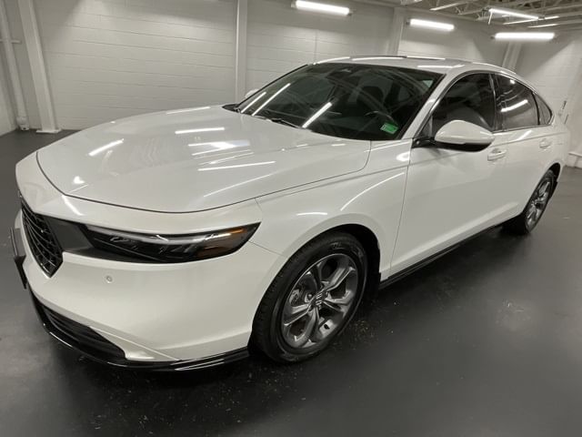 2023 Honda Accord Hybrid EX-L's photo