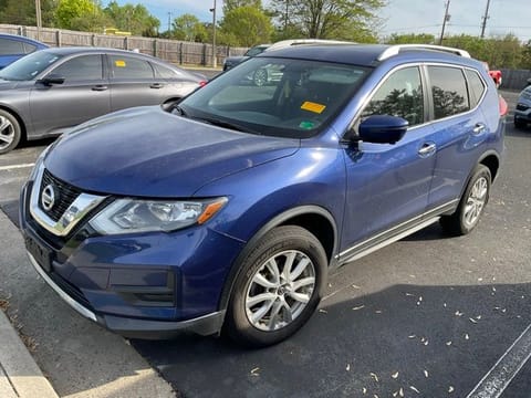 1 image of 2017 Nissan Rogue SV